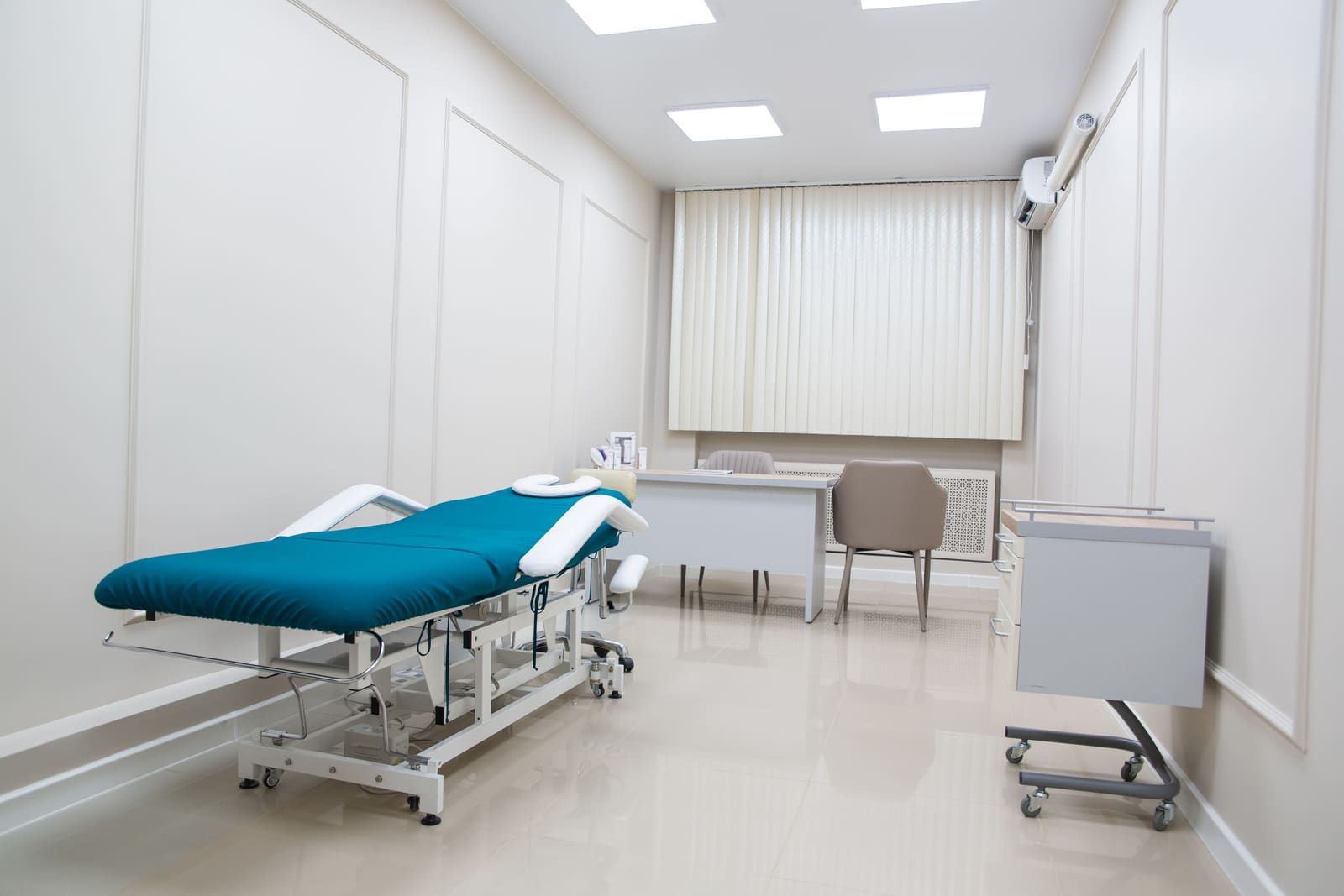 Therapy tables, plinths